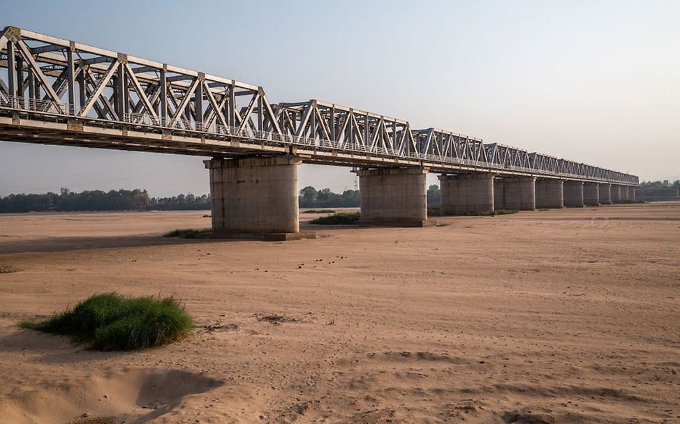 Indien: Das Schicksal der kleinen Wasserträger