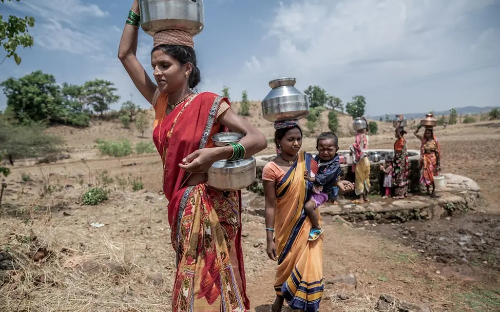 India: The fate of the little water carriers | © Supratim Bhattacharjee, Indien, Agentur De Beeldunie India: The fate of the little water carriers