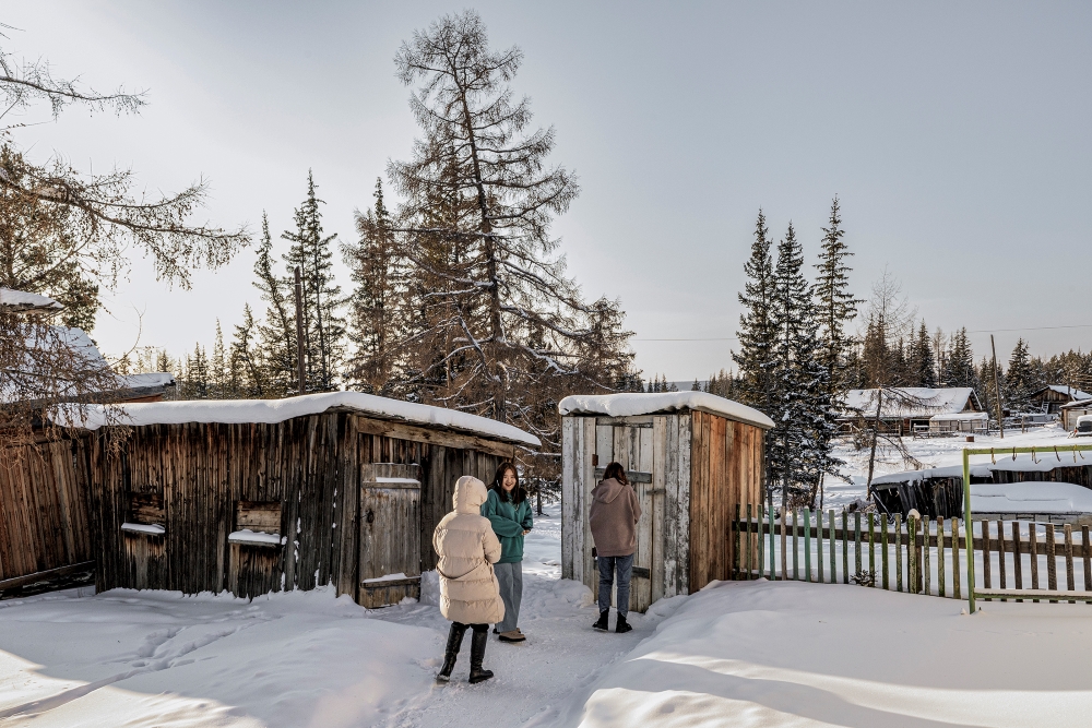 Russia: The children from the great cold forest | © Natalya Saprunova, Russia/France (Agency Zeppelin) Russia: The children from the great cold forest