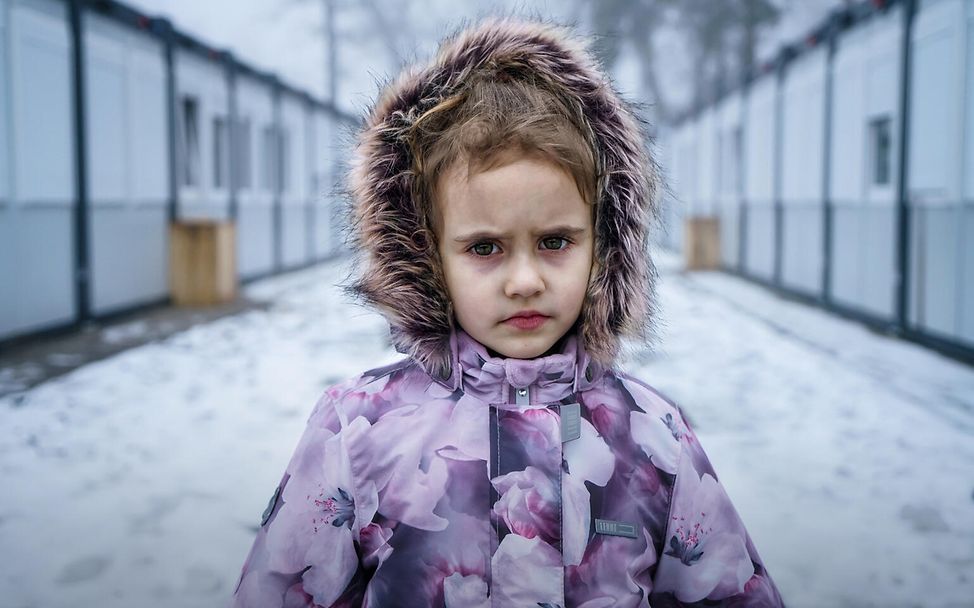 Oleksandra had to flee the fighting with her family.