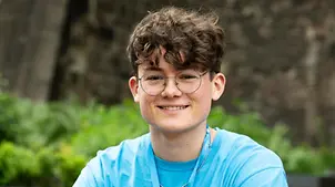 Simon, 18, UNICEF-Gruppe Lippstadt | © UNICEF/UNI585197/Etges Portrait des 18-jährigen Simon aus der UNICEF-Gruppe Lippstadt