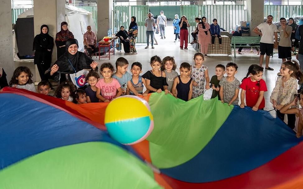 Libanon Kinder: Kinder spielen in einem von UNICEF unterstützten Kinderzentrum