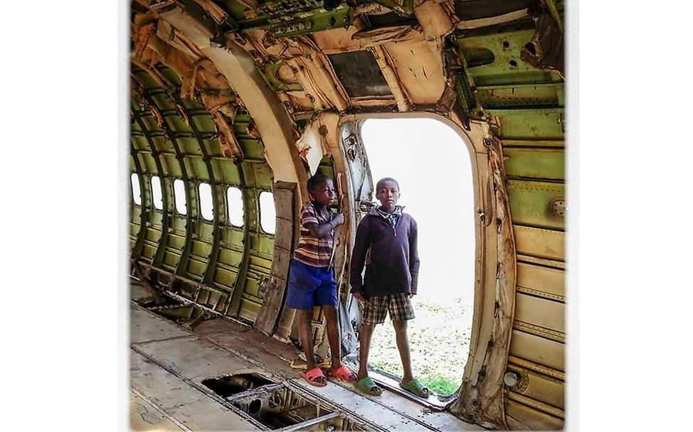 Kongo: Spielplatz Flughafen | © Michael C. Brown/Magnum Nominee