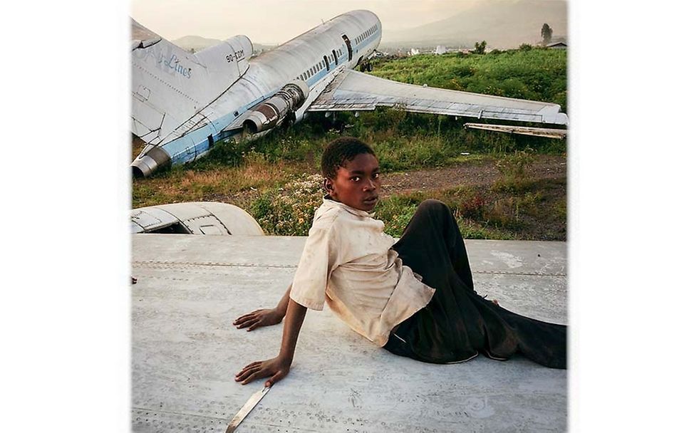 Kongo: Spielplatz Flughafen | © Michael C. Brown/Magnum Nominee