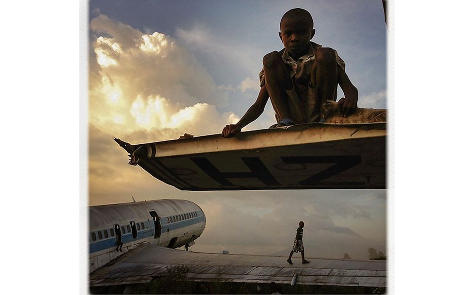 Kongo: Spielplatz Flughafen | © Michael C. Brown/Magnum Nominee