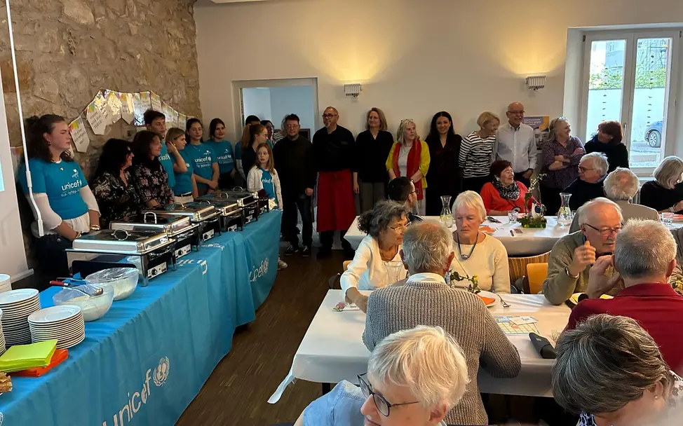 Benefizessen Unicef Gruppe