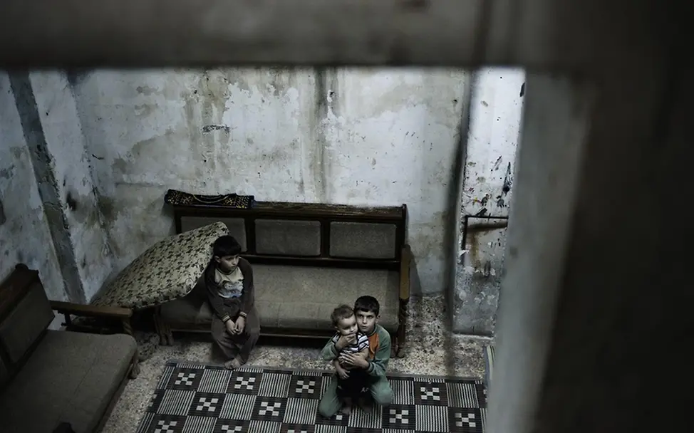 Unterschlupf in einem Keller in Aleppo. ©UNICEF/NYHQ2012-1295/Romenzi Unterschlupf in einem Keller in Aleppo. ©UNICEF/NYHQ2012-1295/Romenzi