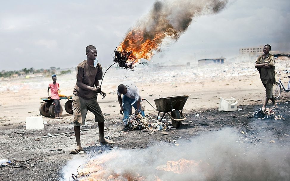 Ghana: Waste export to Africa. | © Kai Löffelbein/University of Applied Sciences and Arts, Hannover