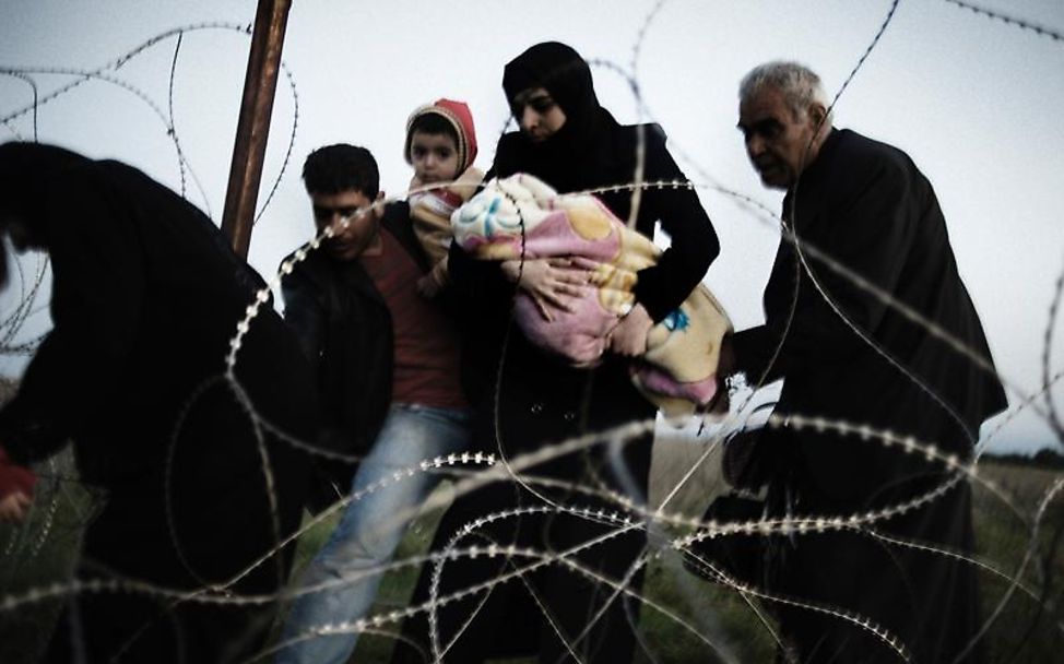 Syria: Children between the lines. © Alessio Romenzi/Agentur Corbis Images