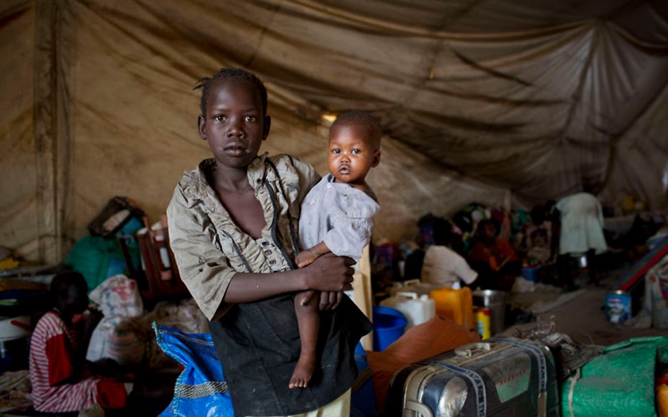 Kinder in Südsudan: erschöpft und traumatisiert von Hunger und Gewalt