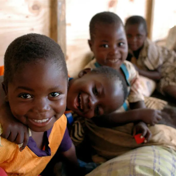 Malawi: UNICEF unterstützt von HIV/Aids betroffene Kinder | © UNICEF/NYHQ2005-1407/Christine Nesbitt Malawi: UNICEF unterstützt von HIV/Aids betroffene Kinder | © UNICEF/NYHQ2005-1407/Christine Nesbitt