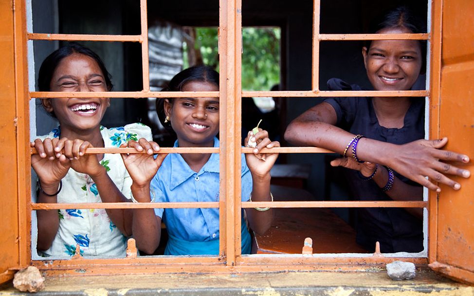 Gegen Kinderarbeit in Indien: Schulbesuch statt ausbeuterische Arbeit 