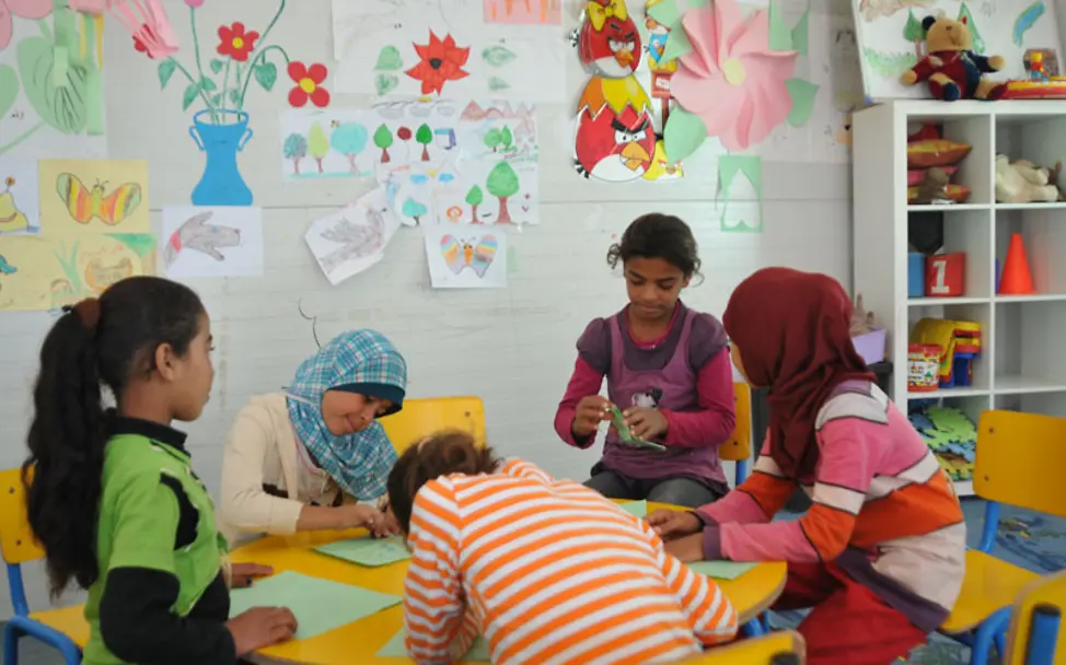 Kinderzentrum für syrische Flüchtlingskinder | © UNICEF DT/Ninja Charbonneau Kinderzentrum für syrische Flüchtlingskinder in Azraq