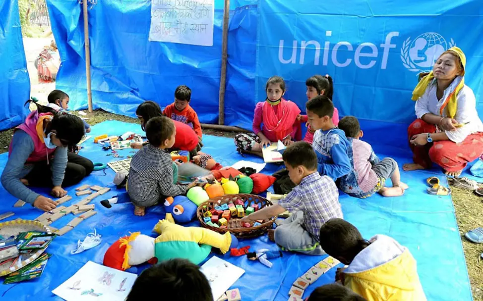 Kinderfreundlicher Ort von UNICEF | © UNICEF/Karki Erdbeben Nepal: Kinderfreundlicher Ort von UNICEF