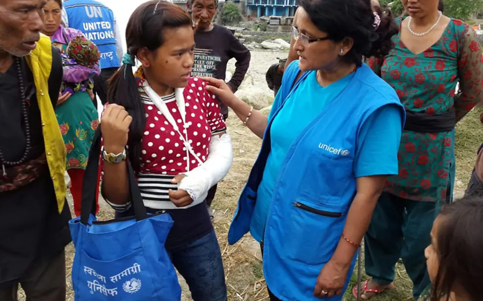 Medizinische Versorgung für Verletzte | © UNICEF/Page Erdbeben Nepal: Medizinische Versorgung für Verletzte
