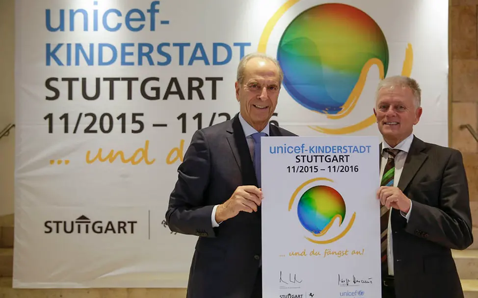 Dr. Jürgen Heraeus und OB Fritz Kuhn | © Lichtgut/Leif Piechowski Dr. Jürgen Heraeus und OB Fritz Kuhn starten die Städtepartnerschaft in Stuttgart