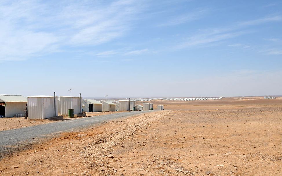 Azraq Camp: Notunterkünfte und Zelte, so weit das Auge reicht.