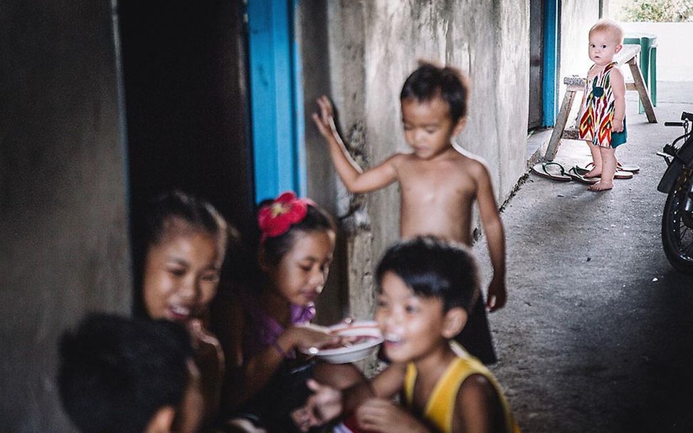 Philippines: Wanna have love!? | © Insa Hagemann and Stefan Finger/laif