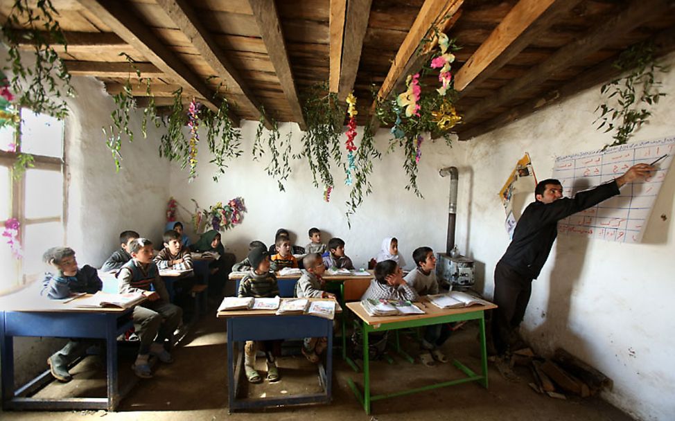 Iran: No distance too far to get to school | © Mohammad Golchin (Freelance Photographer)