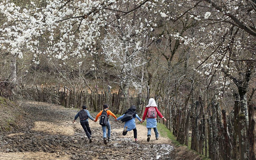 Iran: No distance too far to get to school | © Mohammad Golchin (Freelance Photographer)