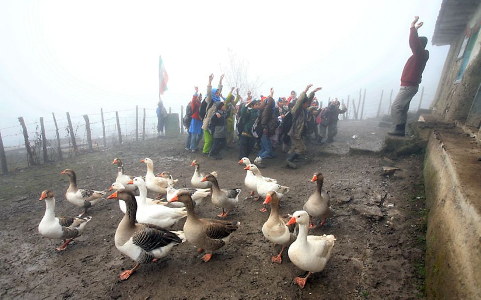 Iran: No distance too far to get to school | © Mohammad Golchin (Freelance Photographer)